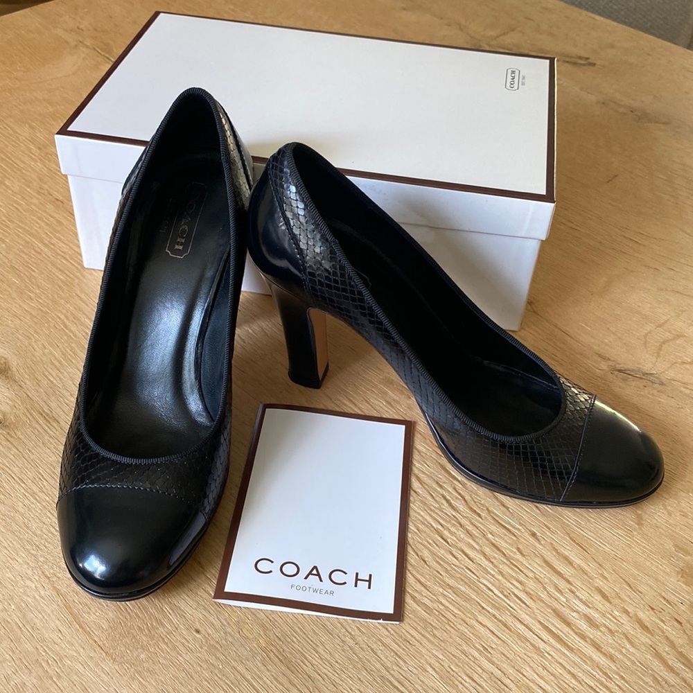 Coach Cassady Black Patent and Python Heel Size 9 EUC